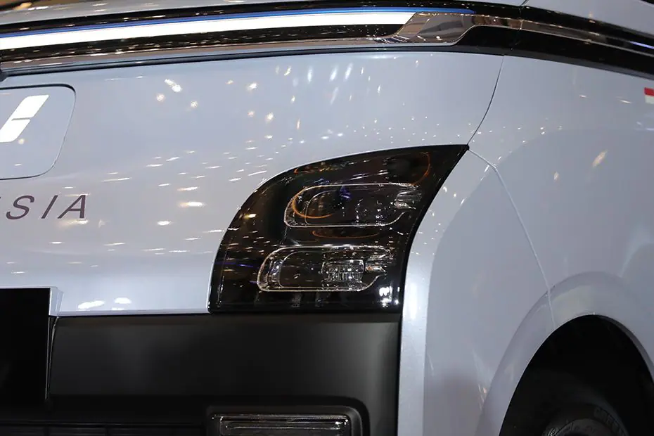 Lampu depan EV 2022